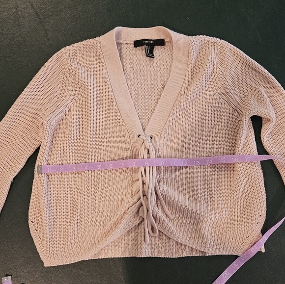 Forever 21 Sweater - Picture 4 of 5